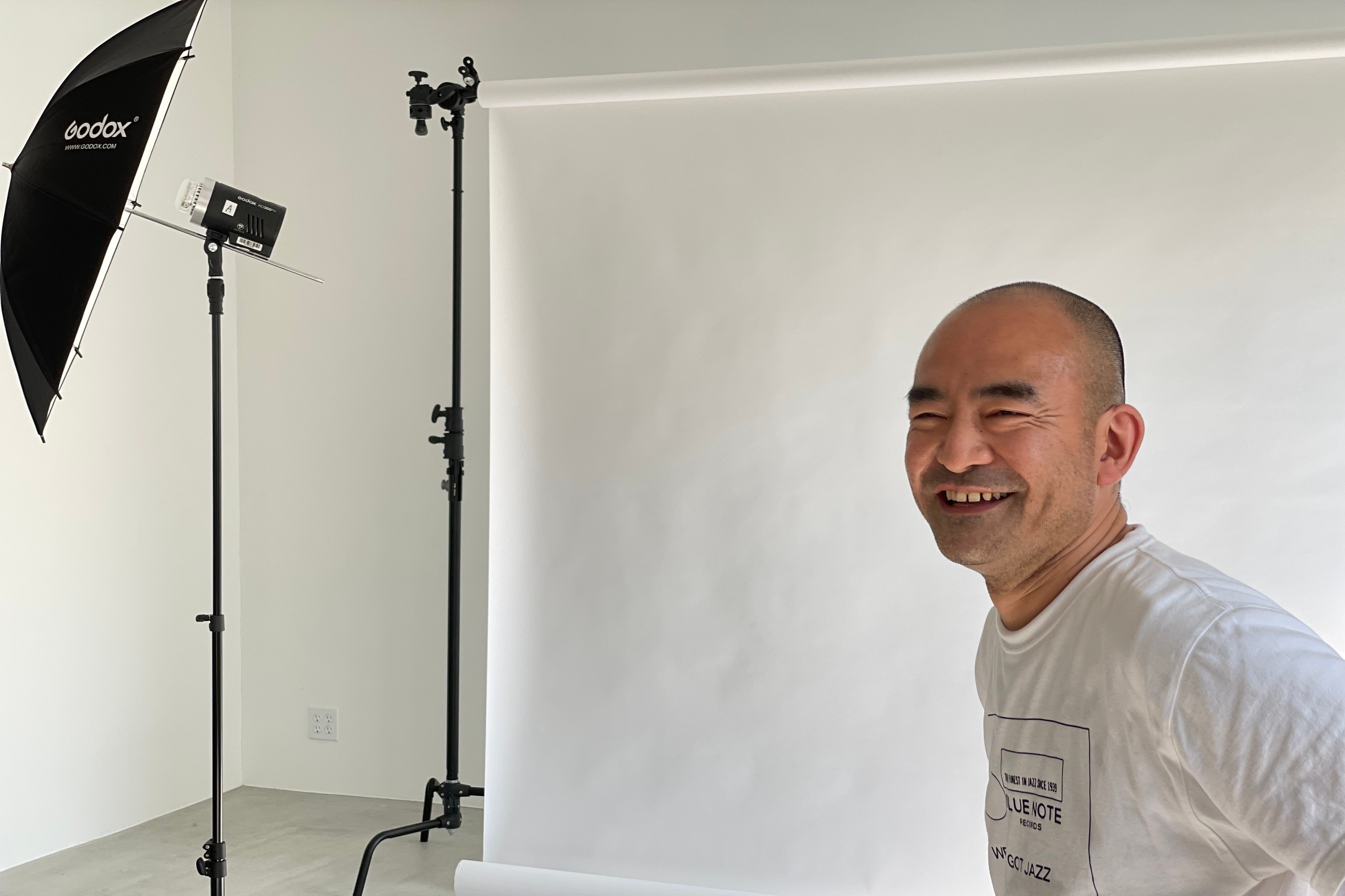 カメラマンが作ったハウススタジオ「mo'better studio」！池田佳史さんインタビューです！